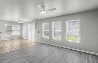 306 Connor Ct in Hinesville, GA - Building Photo - Building Photo