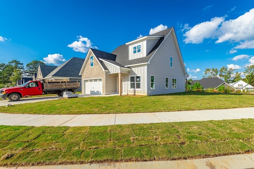 5085 Oop Rd in Chattanooga, TN - Building Photo