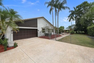 1300 NW 122nd Ave in Plantation, FL - Building Photo - Building Photo
