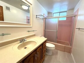 8622 5th St in Downey, CA - Building Photo - Building Photo