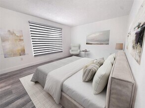 555 NE 123rd St in North Miami, FL - Building Photo - Building Photo