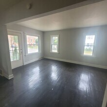 3219 W 114th St in Cleveland, OH - Building Photo - Building Photo