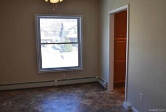 157 Lafayette Ave in Suffern, NY - Building Photo - Building Photo