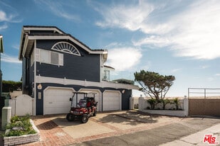 1044 Waterbury Ln in Ventura, CA - Building Photo