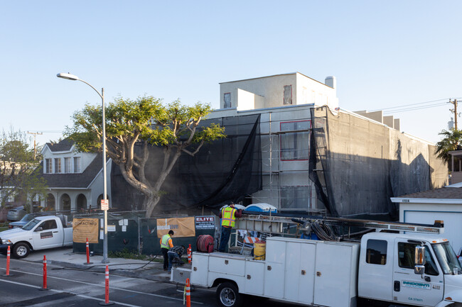 4180 Duquesne Ave in Culver City, CA - Foto de edificio - Building Photo