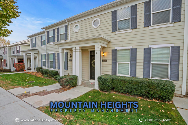 4539 W Harvest Sun Ln in South Jordan, UT - Foto de edificio - Building Photo