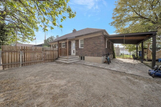 90 W 7500 S in Midvale, UT - Building Photo - Building Photo