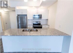 108 Garment St in Kitchener, ON - Building Photo - Building Photo