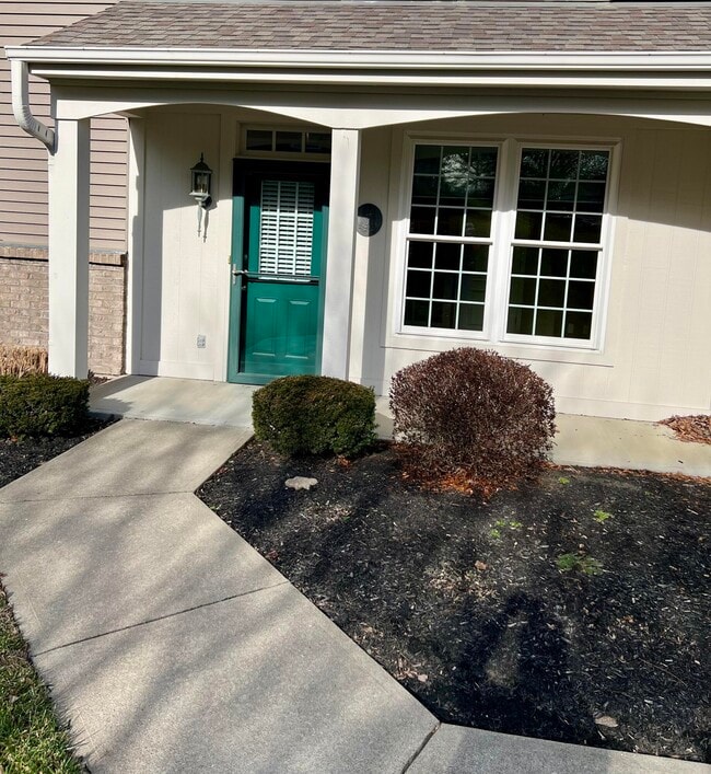 2271 Edenderry Dr in Crescent Springs, KY - Building Photo - Building Photo