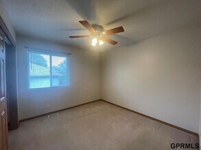 2309 Aberdeen Dr in Papillion, NE - Building Photo - Building Photo