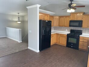 6107 Appomattox Rd in Davenport, IA - Foto de edificio - Building Photo