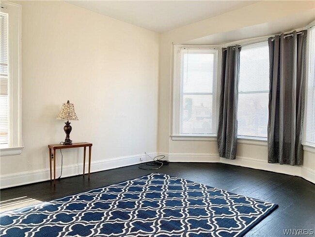 2449 Delaware Ave in Buffalo, NY - Building Photo - Building Photo