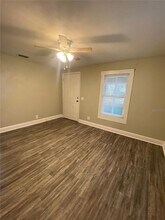 507 NW 6th Ave in Gainesville, FL - Foto de edificio - Building Photo