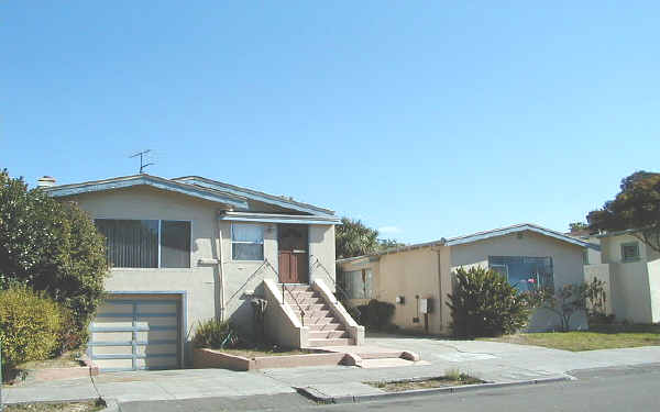 2327 Browning St in Berkeley, CA - Building Photo - Building Photo