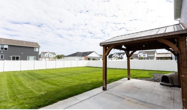 2152 Summerfield Ln in Rexburg, ID - Building Photo - Building Photo