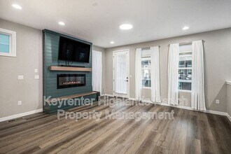 8983 Ramblestone St in Littleton, CO - Building Photo - Building Photo