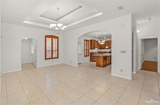10 E Walnut Ave in McAllen, TX - Building Photo - Building Photo
