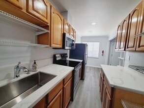 3126 Ashbrook Ct in Oakland, CA - Building Photo - Building Photo