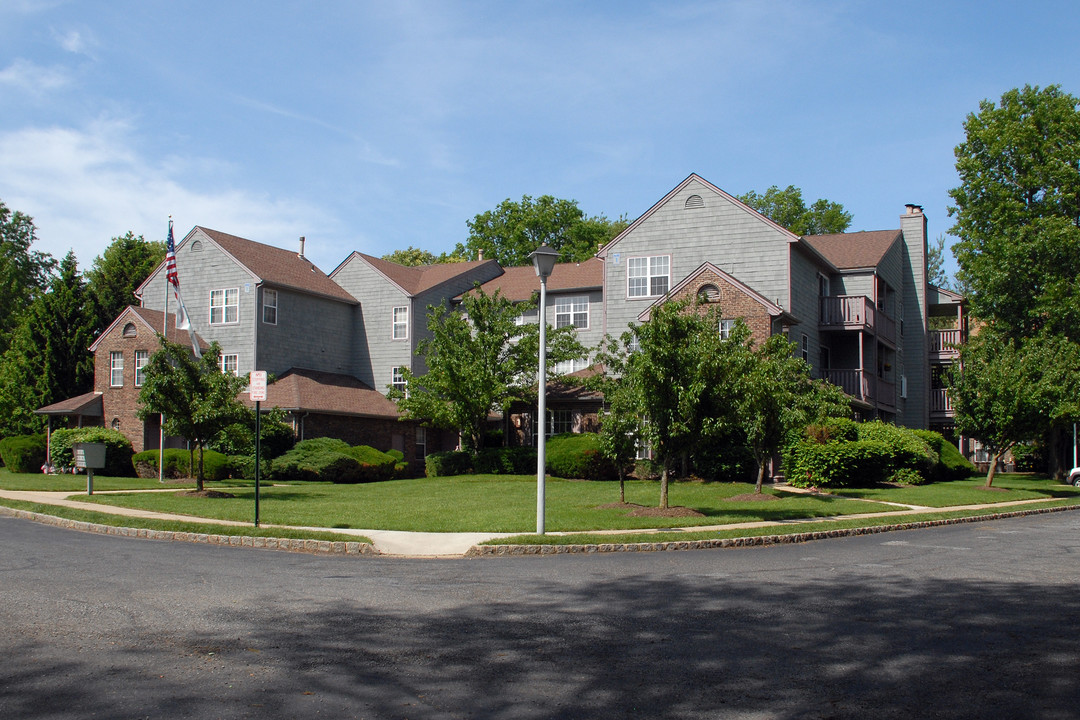 Windsor Commons in East Windsor, NJ - Building Photo