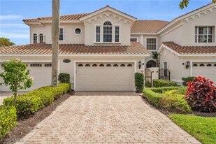 9006 Cascada Way in Naples, FL - Building Photo