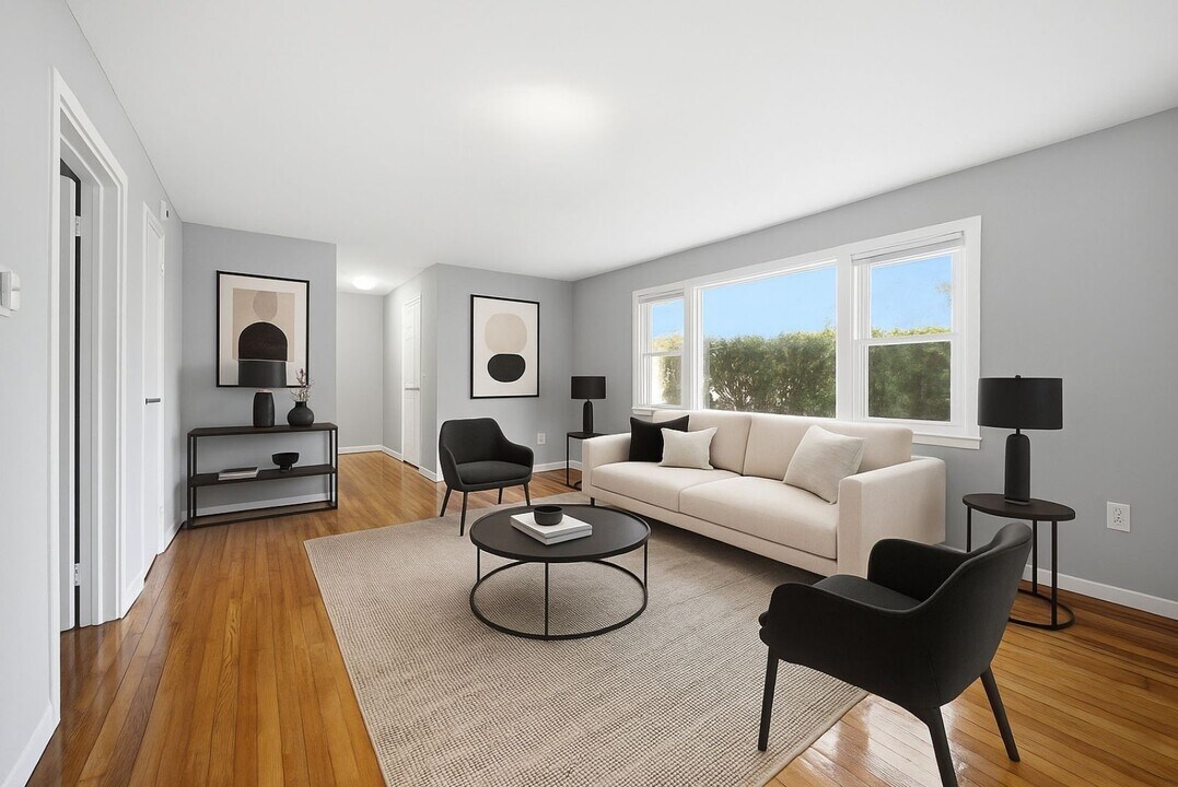 Orange Portfolio Holdings in Orange, NJ - Foto de edificio