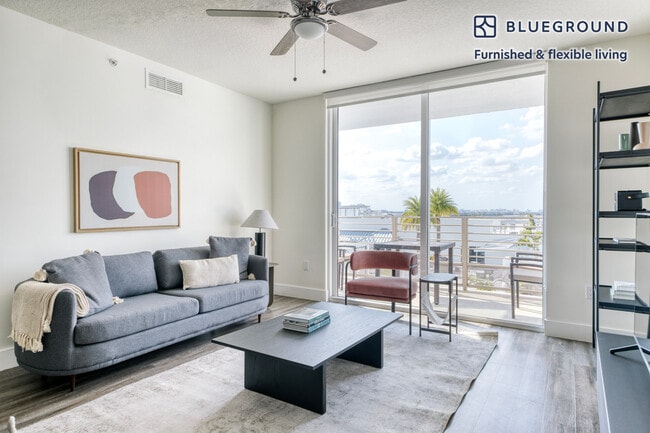 110 SW 12th St