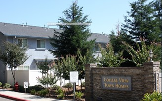 College View Town Homes Apartments