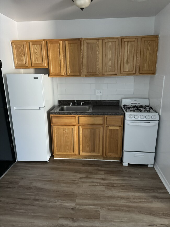 510 Stuyvesant Ave, Unit 2