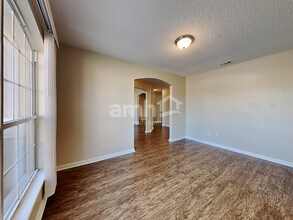 2508 Westchester Ct in Green Cove Springs, FL - Foto de edificio - Building Photo