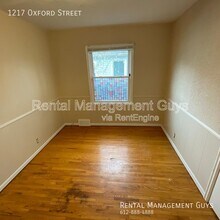 1217 Oxford St in Hopkins, MN - Building Photo - Building Photo