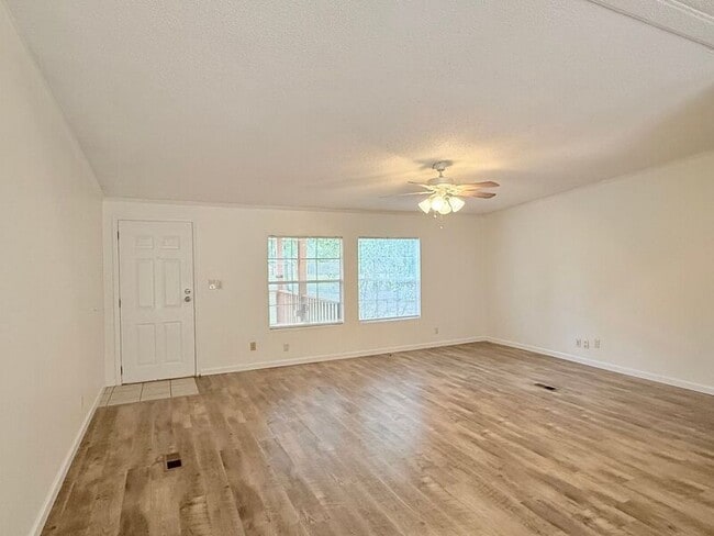 3936 Griffith Rd in Pace, FL - Building Photo - Building Photo