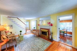 16 Saxon Rd in Worcester, MA - Building Photo - Building Photo