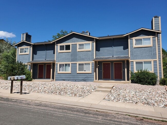 2349 Split Rock Dr
