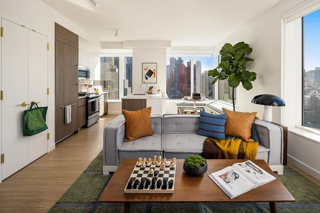 348 W 36th St.-Unit -31H in New York, NY - Building Photo
