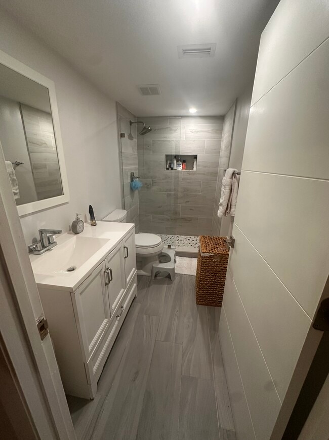 11361 SW 3rd St, Unit 11361 in Pembroke Pines, FL - Foto de edificio - Building Photo