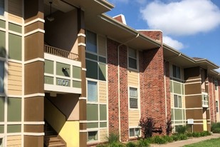 Savanna Landing Apartments