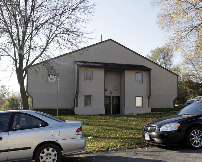 West Campus in St. Cloud, MN - Foto de edificio - Building Photo