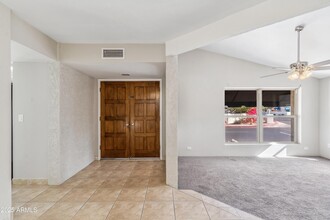 4740 E Euclid Ave, Unit Private in Phoenix, AZ - Building Photo - Building Photo