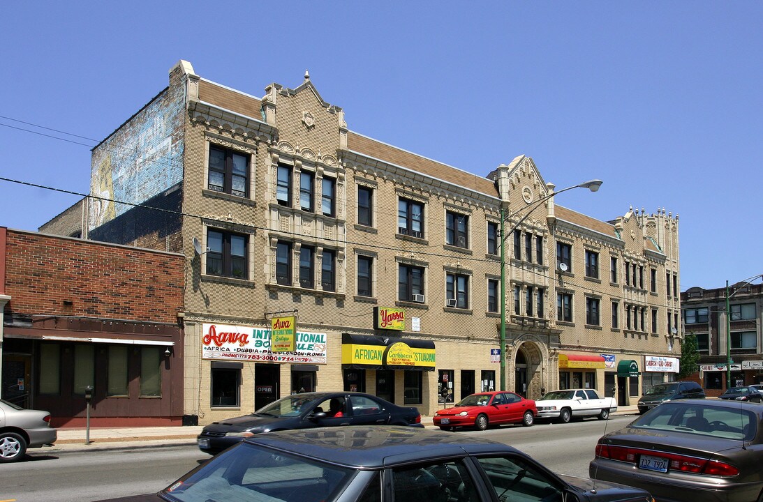 720 E 79th St in Chicago, IL - Foto de edificio