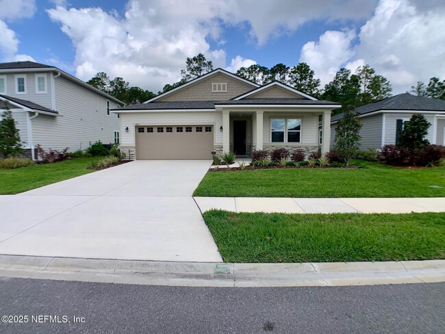 1803 Amberly Dr in Middleburg, FL - Foto de edificio - Building Photo