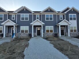 2268 Barbera Dr in Oswego, IL - Building Photo