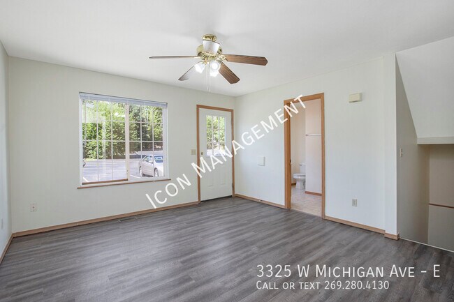 3325 W Michigan Ave in Kalamazoo, MI - Building Photo - Building Photo