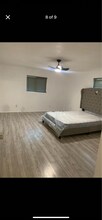 664 W Avenue J, Unit B in Lancaster, CA - Foto de edificio - Building Photo