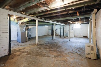 6180 Hillford Ave NE in Canton, OH - Building Photo - Building Photo