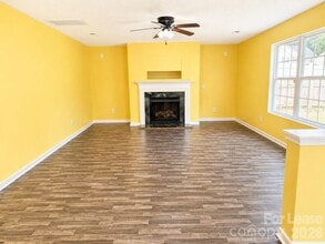 12609 Hazy Valley Ct in Charlotte, NC - Building Photo - Building Photo