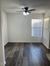 171 Virgil S Ave, Unit 410 in Los Angeles, CA - Foto de edificio - Building Photo