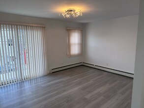 6515 Hudson Ave-Unit -2 in West New York, NJ - Building Photo - Building Photo
