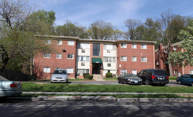 Tudor Place in Adelphi, MD - Building Photo - Building Photo