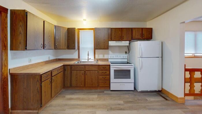730 N 20th St in Bismarck, ND - Building Photo