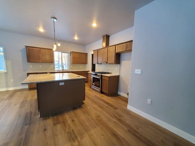 9011 E Arkose Lp in Palmer, AK - Building Photo - Building Photo